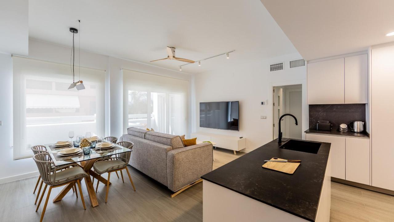 Homity Holidays - Playa Granada - Marina Golf موتريل المظهر الخارجي الصورة